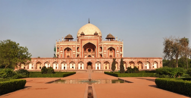 VIAJES GRUPALES A JOYAS DE RAJASTHAN EN LA INDIA - Abhaneri / Agra / Delhi / FATEHPUR SIKRI / Fuerte Amber / Jaipur / JODHPUR / Púshkar / RANAKPUR / UDAIPUR / - Buteler en India