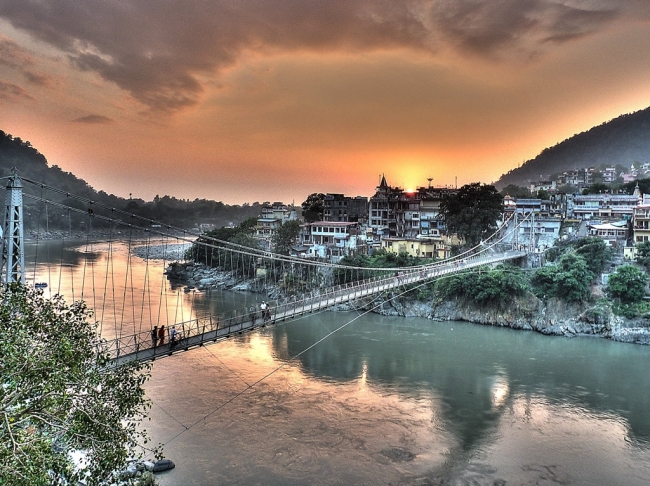 VIAJES GRUPALES A LA INDIA CAMINOS DEL YOGA - Agra / Amritsar / Benarés / Delhi / Dharamsala / Haridwar / Rishikesh / - Buteler en India